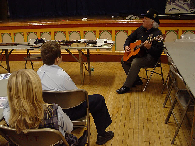 Arthur sings a Civil War soldier's song.